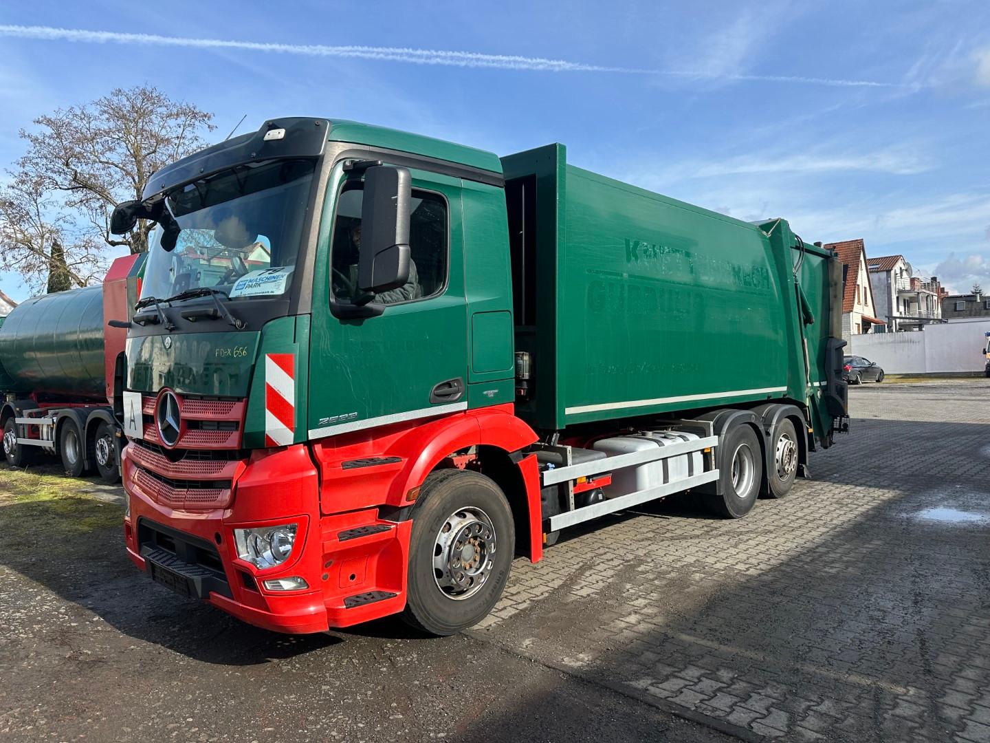 Mercedes-Benz Actros 2533 / Faun Variopress 524 / 5 xAuf Lager