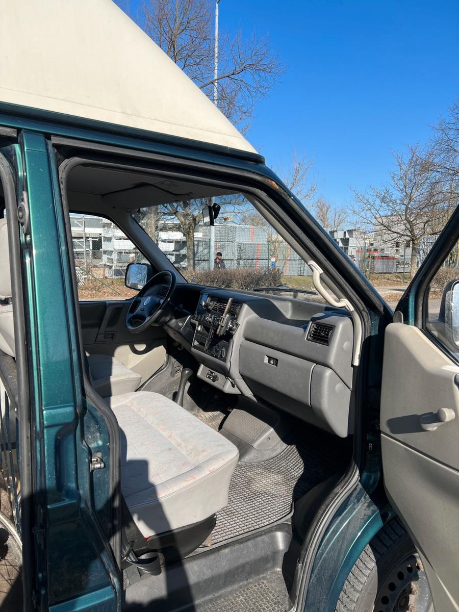 Volkswagen T4 2.5 Syncro 4x4 Transporter Hoch & Lang