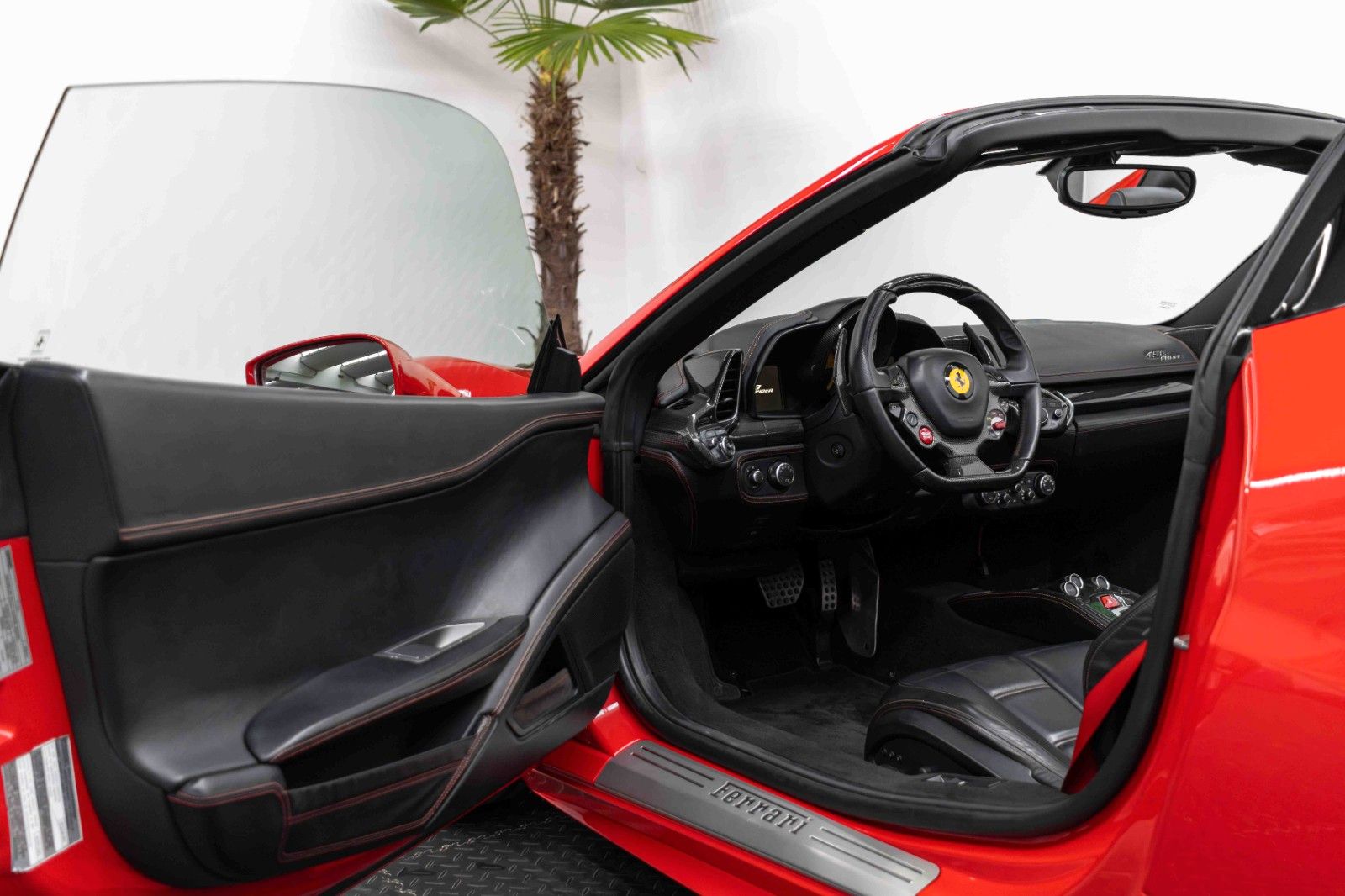 Fahrzeugabbildung Ferrari 458 Spider/LIFT/CARBON/2.HAND/DEUTSCH/