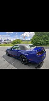 Ford 2012 Ford Mustang  V6  Cabrio - Ford Mustang aus 2012: V6