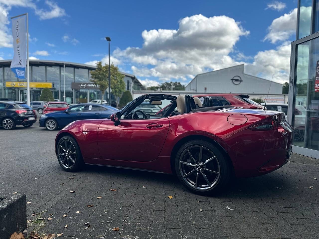 Fahrzeugabbildung Mazda MX-5 Selection KLIMA LED NAV LEDER