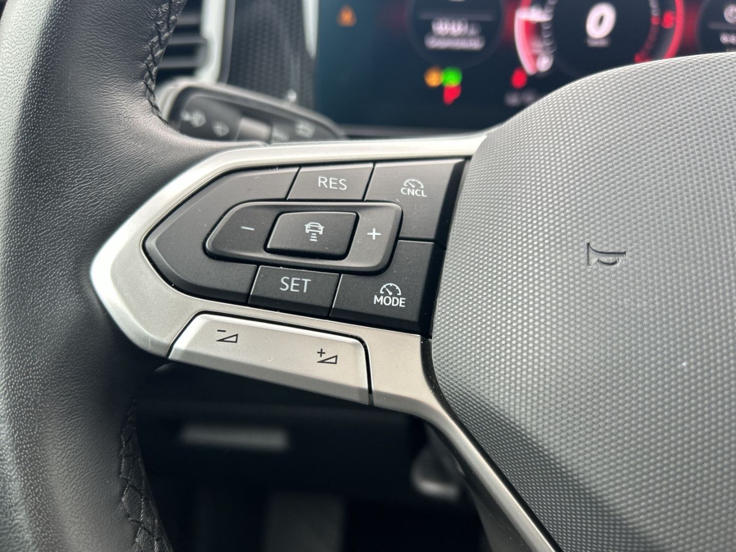 Volkswagen Tiguan - Bild 16