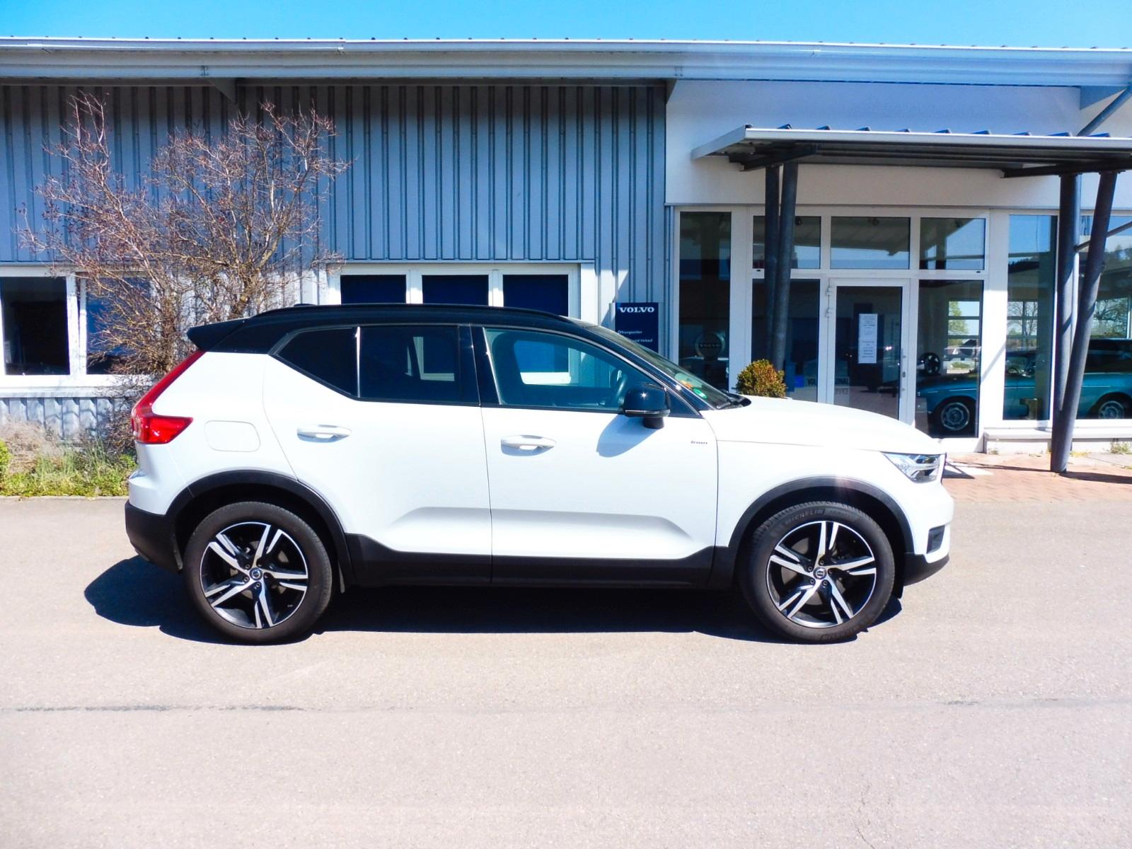 Volvo XC 40 T5R Design Recharge Plug-In Hybrid 2WD