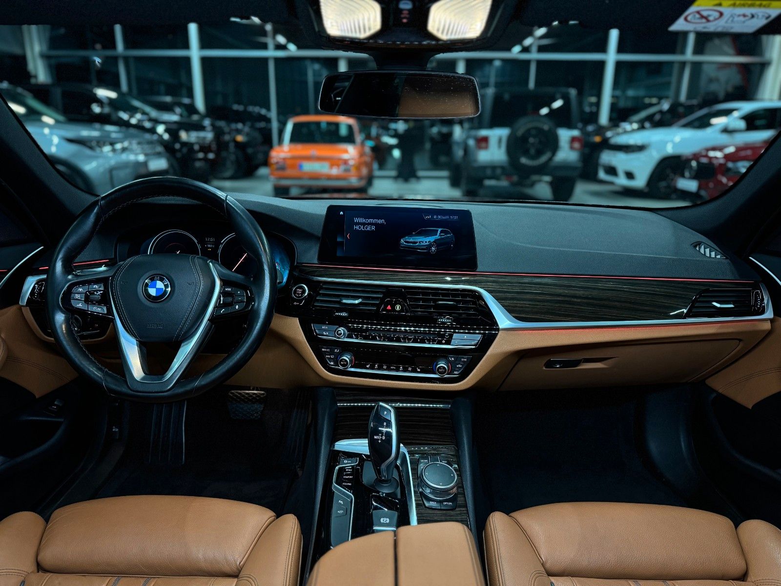 Fahrzeugabbildung BMW 530D Touring Sport Line Voll+AHK+Garantie