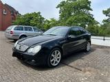 Mercedes-Benz Mercedes Benz C230 V6 - Mercedes-Benz C 230: Coupé