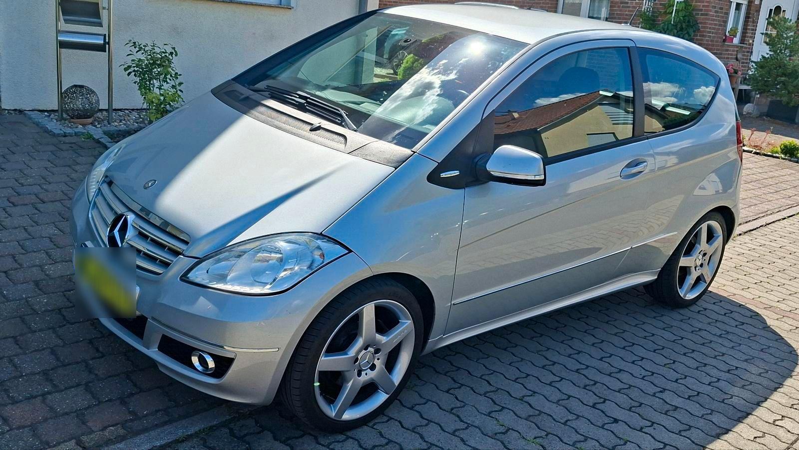 Mercedes-Benz A 180