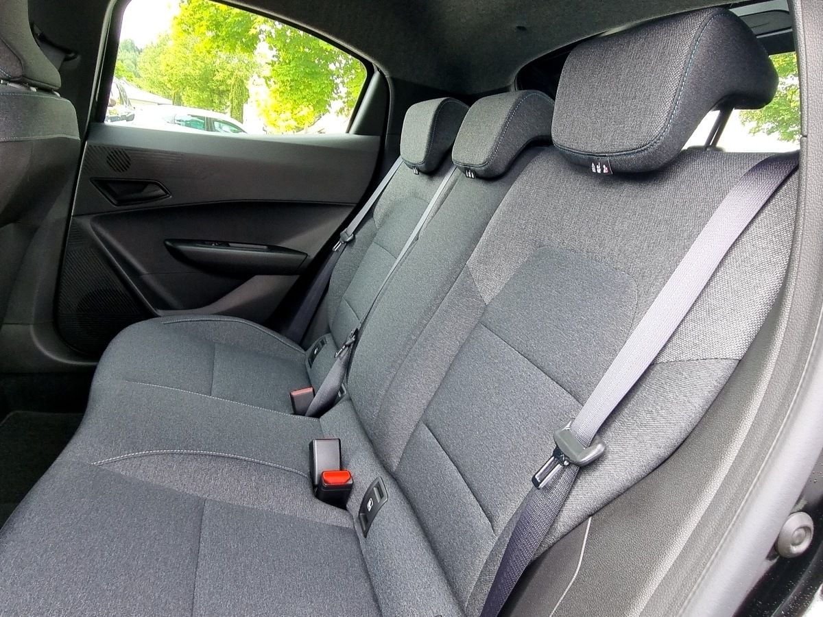 Fahrzeugabbildung Renault Clio Evolution Full Hybrid E-Tech 160