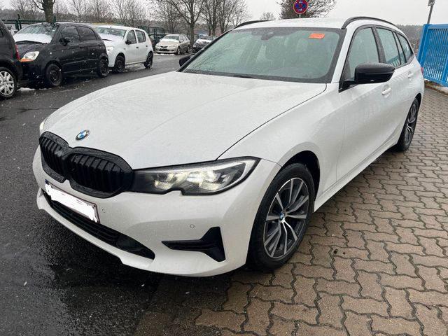 BMW 318d Touring M Sport Automatik Leder