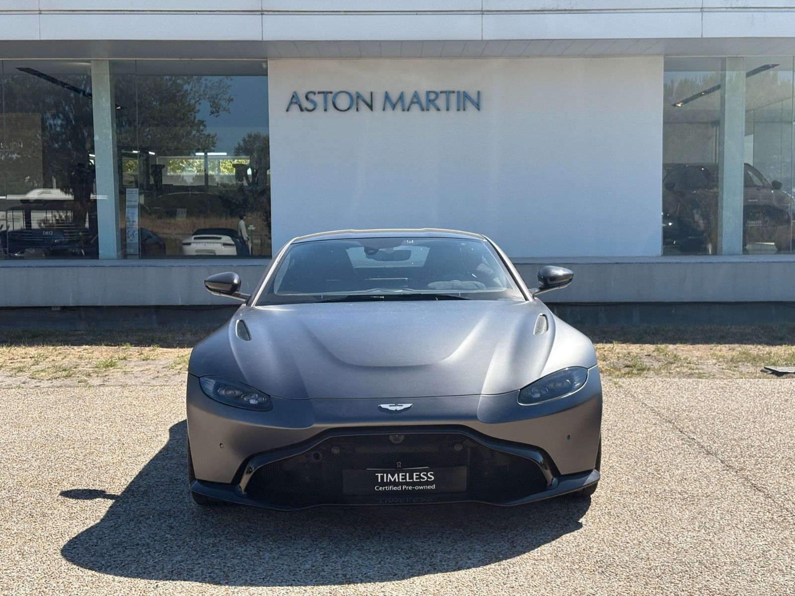 Aston Martin V8 Vantage 4.0 V8 imagem 2