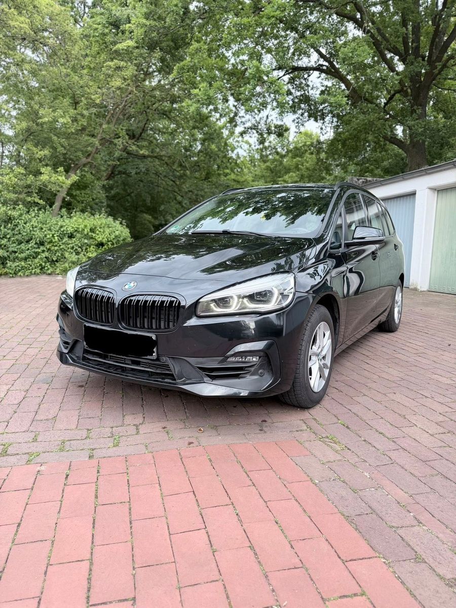BMW BMW 218i Advantage Gran Tourer 7 Sitzer