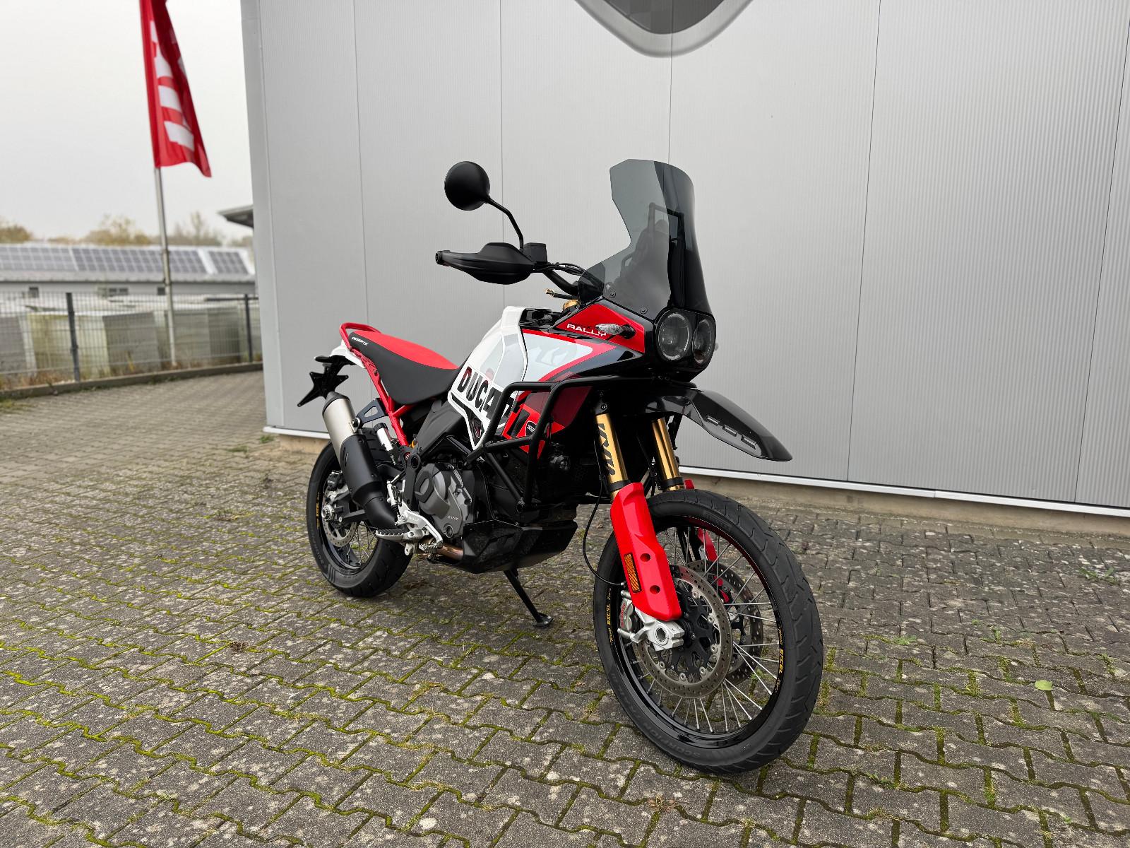 Ducati DesertX RALLY