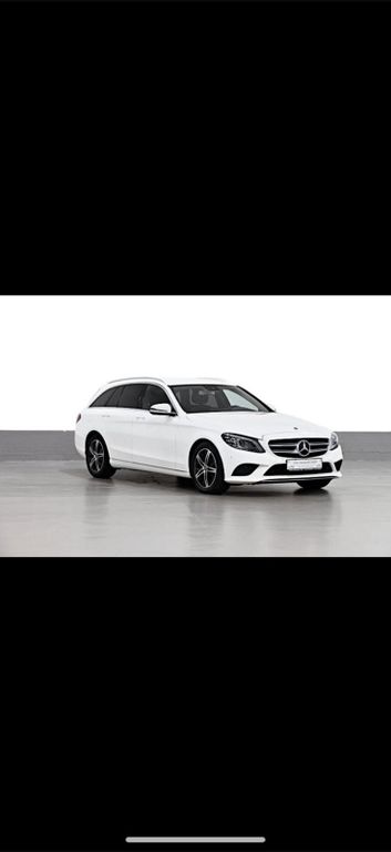 Image of Mercedes-Benz E 220
