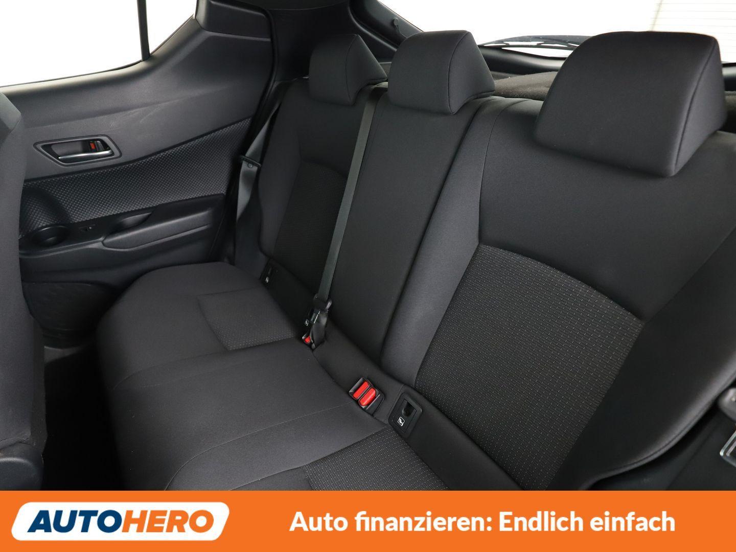 Toyota C-HR 1.2 Turbo Team D*NAVI*ACC*CAM*PDC*SHZ*