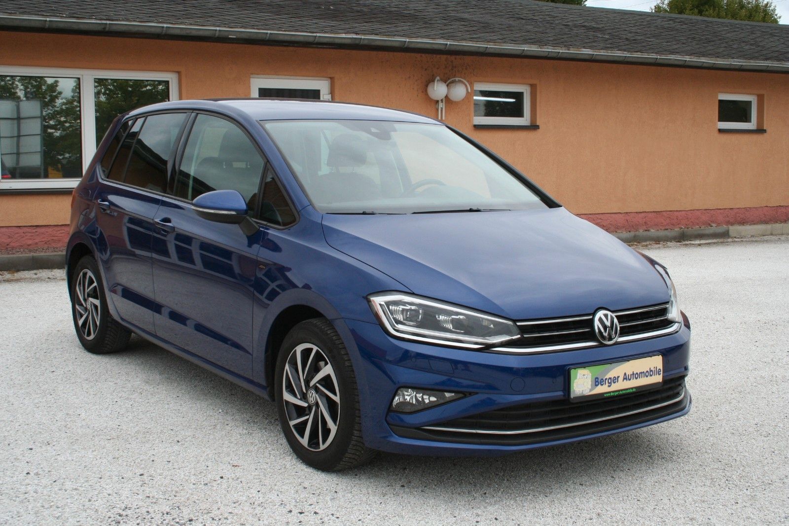 Volkswagen Golf Sportsvan - 1