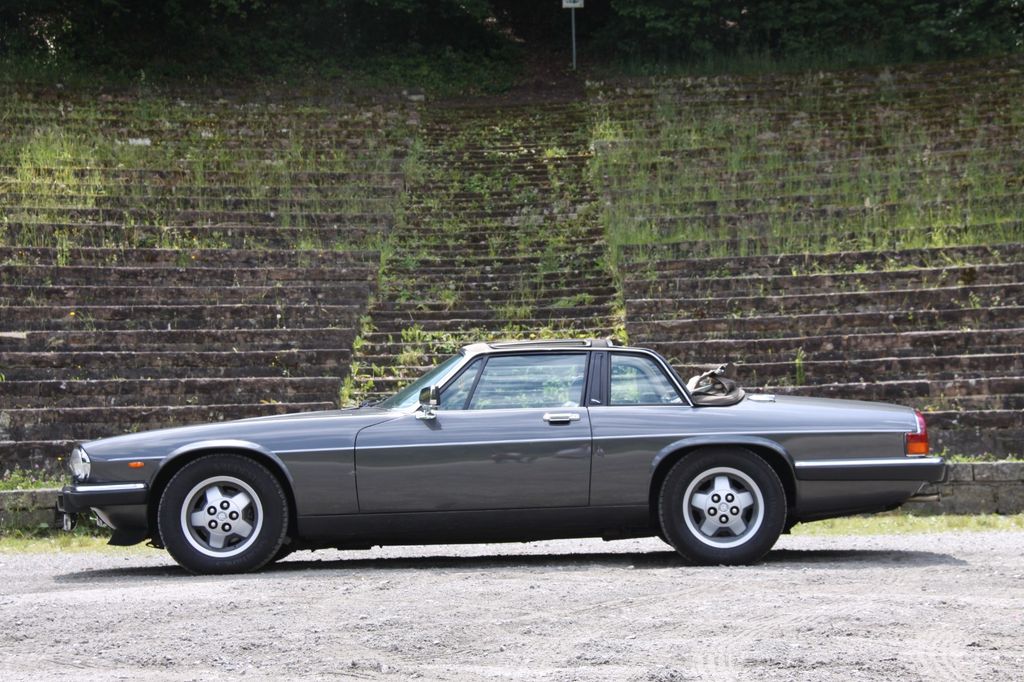 Jaguar XJSC
