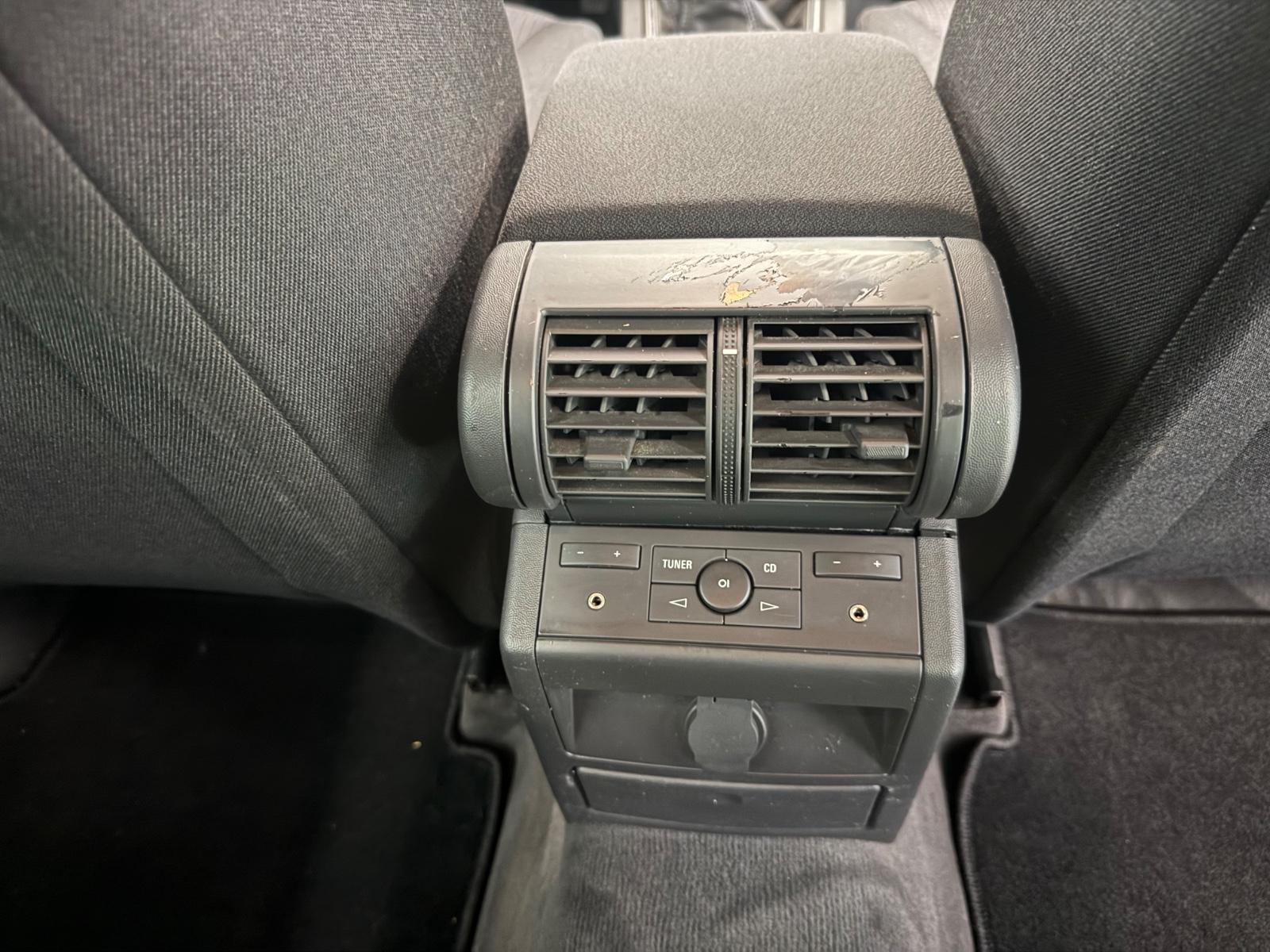 Opel Vectra 2006 — photo 17