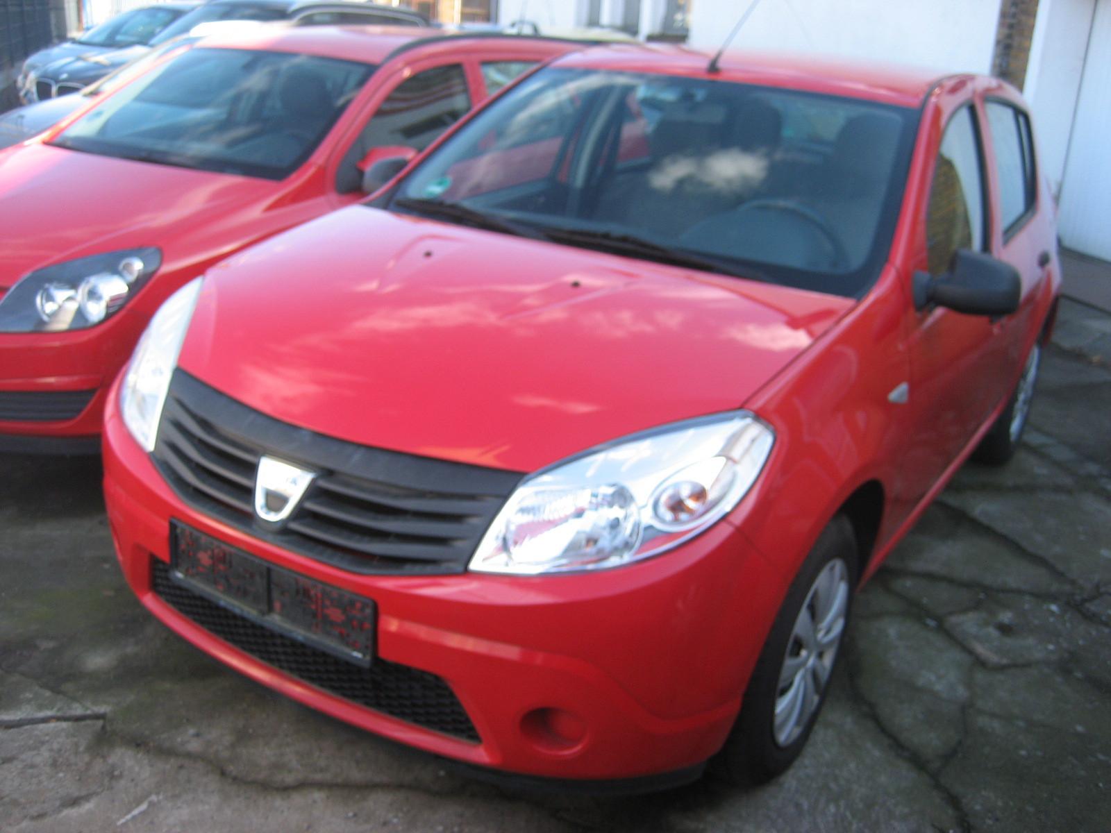 Dacia Sandero Basis 1.Hand Scheckheft TÜV+Service neu