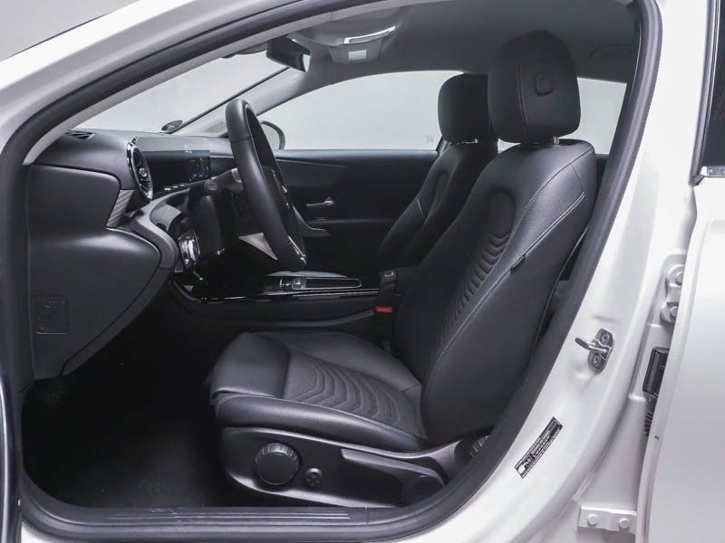 Fahrzeugabbildung Mercedes-Benz A 180 Progressive*KAMERA*LED*SPURHALTE*LENKRADHE