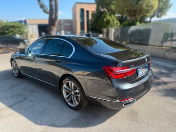 BMW 730 - 5