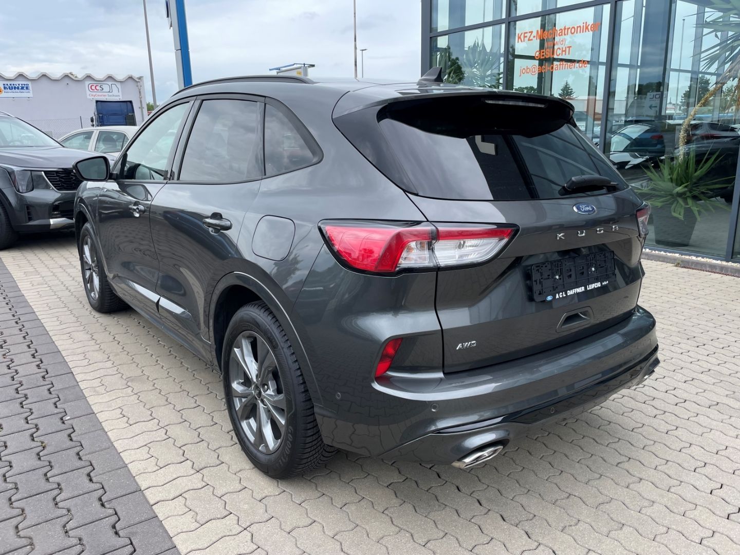Fahrzeugabbildung Ford Kuga ST-Line X LED B&O elek Sitze und Heckkl