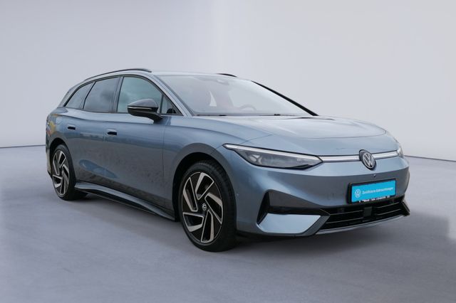 ID.7 Tourer Pro KAMERA+AHK+WÄRMEPUMPE+ACC