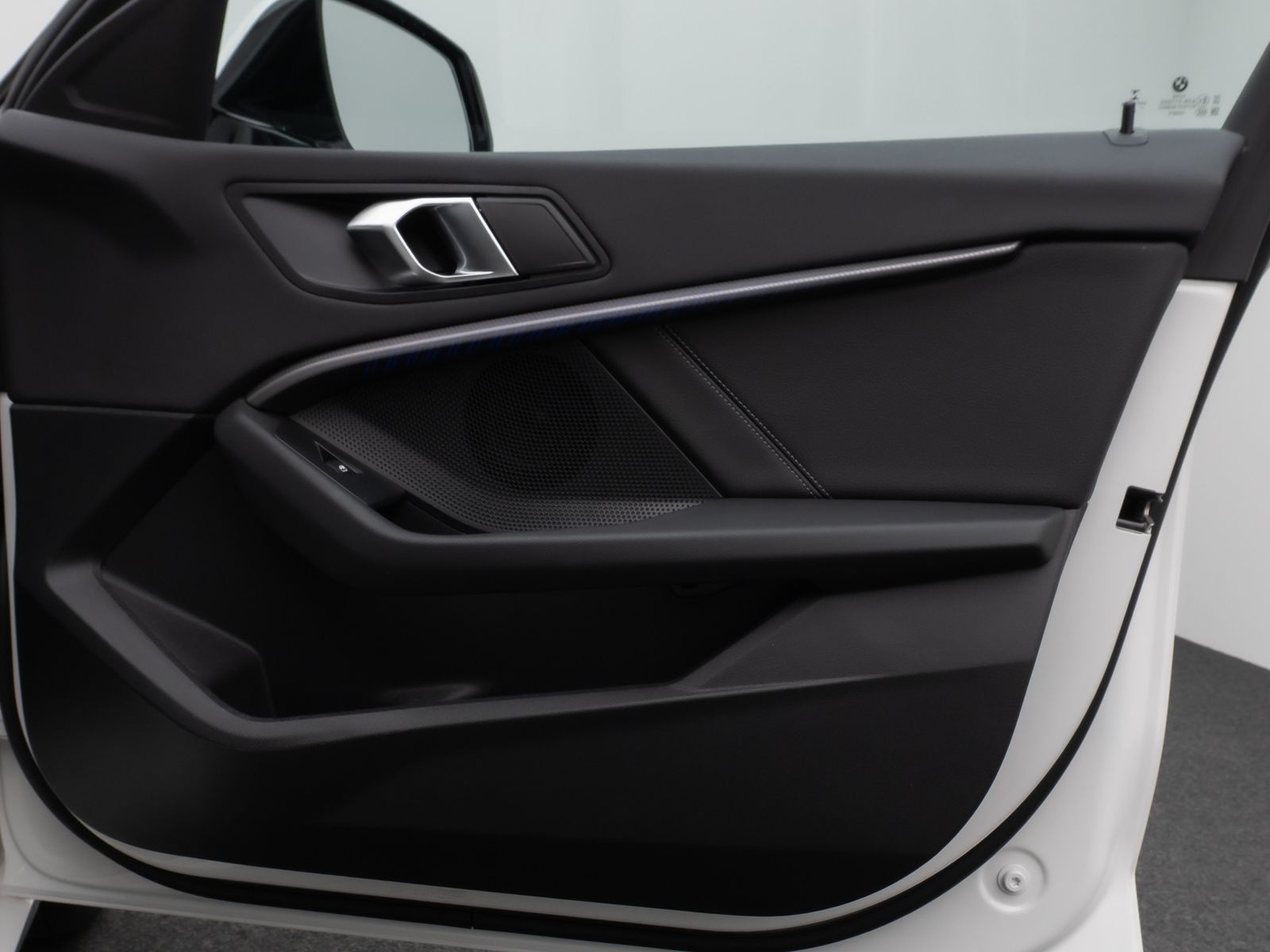 Fahrzeugabbildung BMW 118i SportLine Kamera DAB Lenkrhzg Komfort Alarm