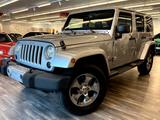 Jeep Wrangler JK  Unlimited Sahara Leder Klima Navi - Jeep Wrangler mit Benzin-Antrieb