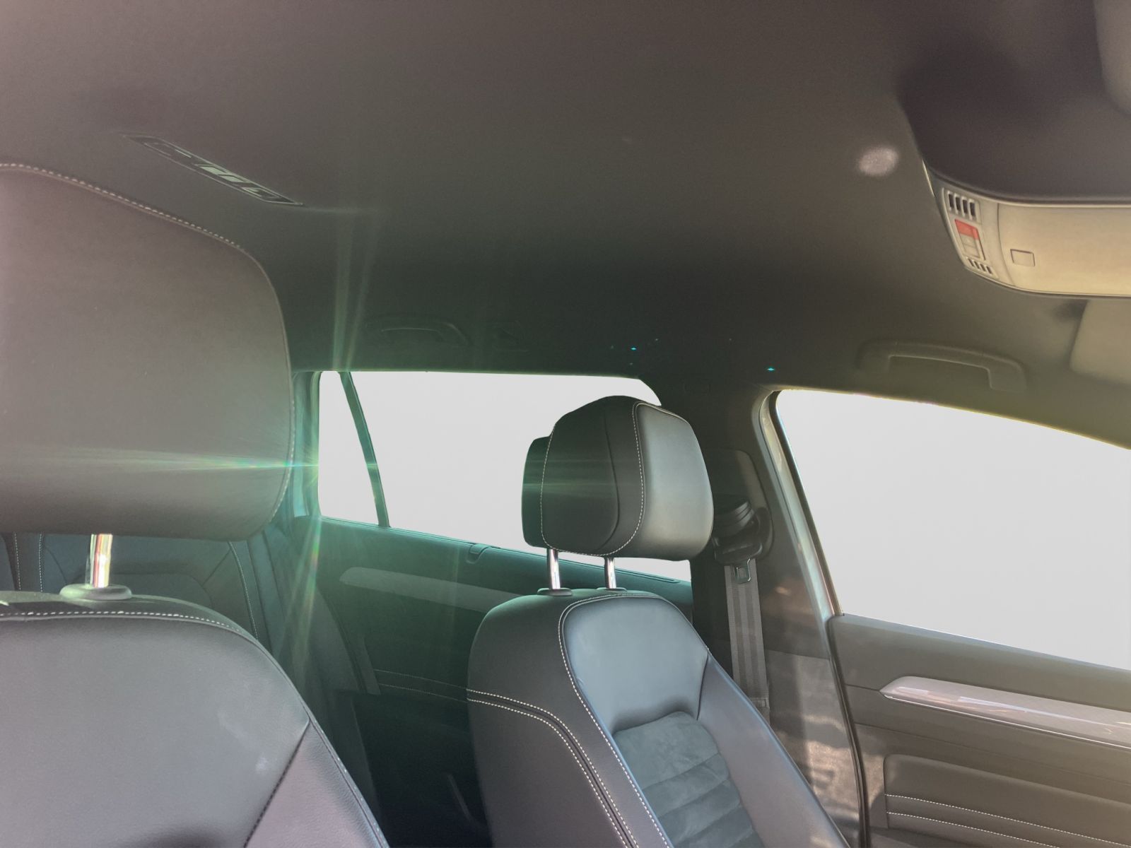 Volkswagen Passat Variant - Bild 21