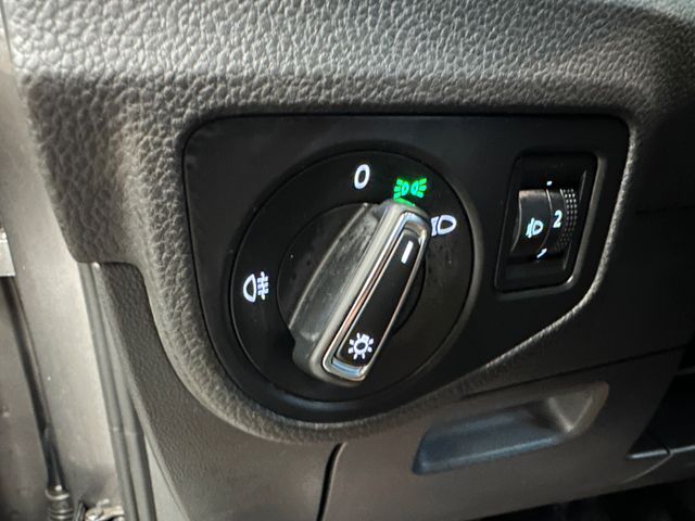 MYAUTOCENTER – Gebraucht- und Jahreswagen mit Werkstattservice in Pfaffenhofen Volkswagen Golf Sportsvan VII Comfortline BMTStart-Stopp