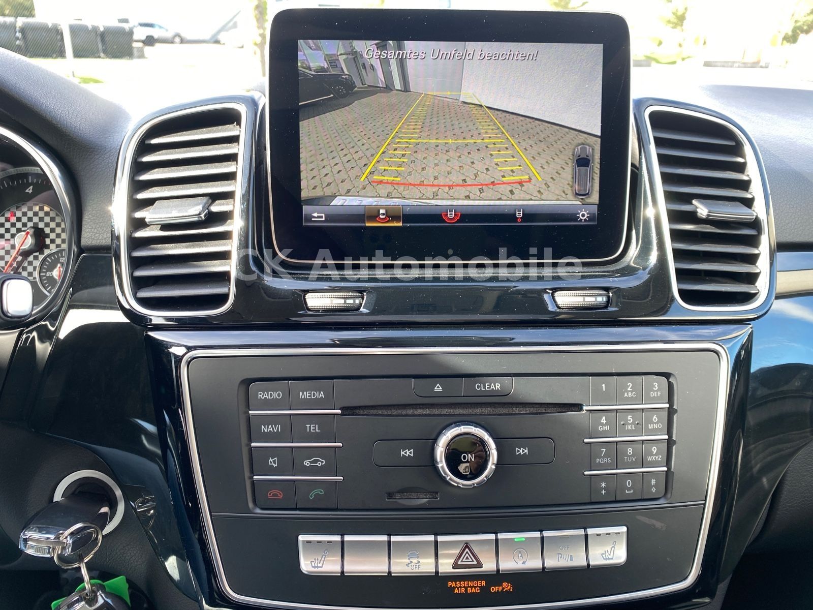 Fahrzeugabbildung Mercedes-Benz GLE 350 d 4Matic AMG Line/Navi/Air Matic/ILS/LED