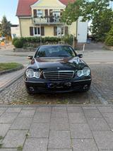 Mercedes-Benz 220 - Mercedes-Benz 220 aus 2007