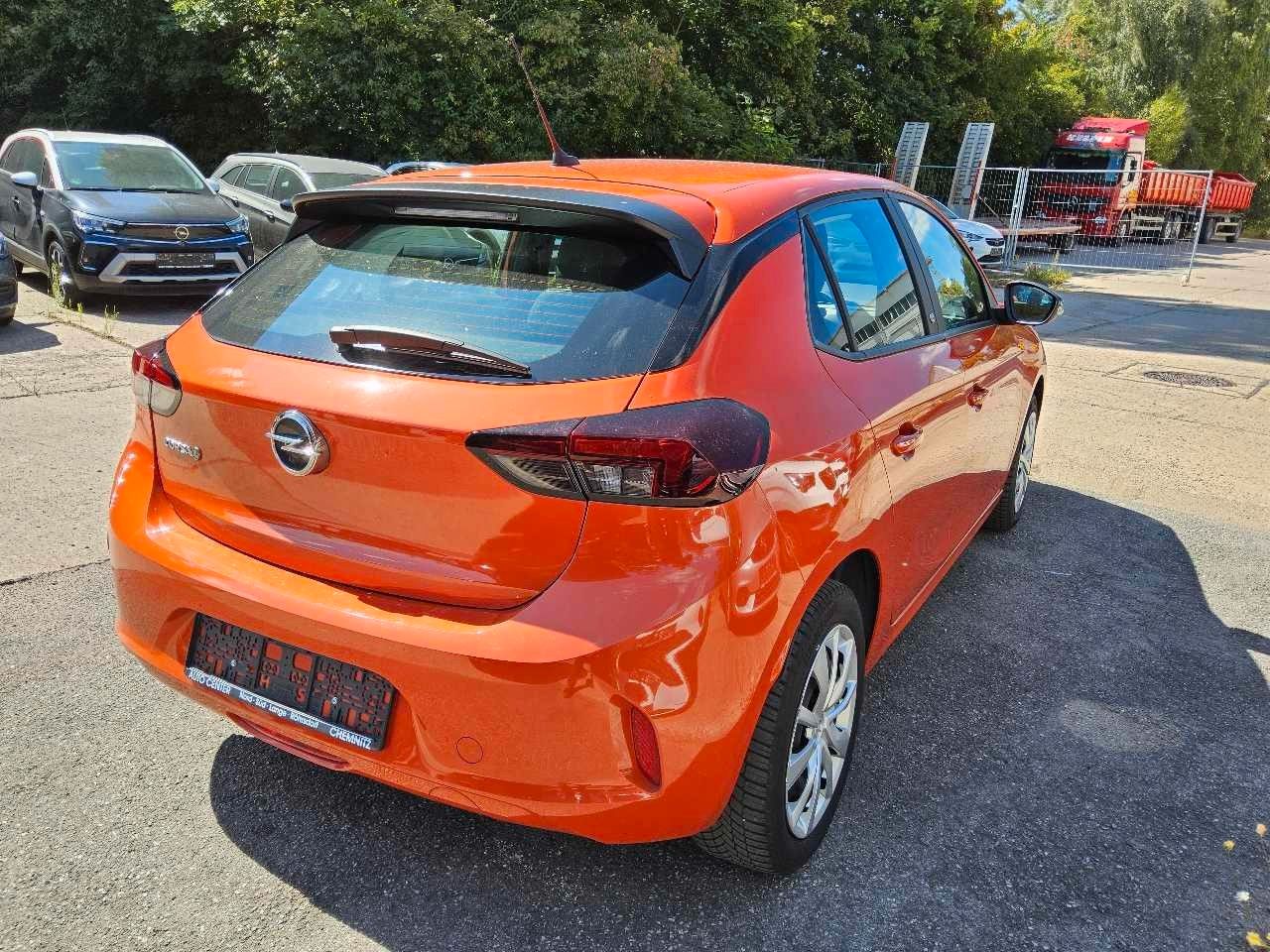 Fahrzeugabbildung Opel Corsa-e F EDITION 7KW VIRTUAL/TEMP/DAB/WÄRMEP.