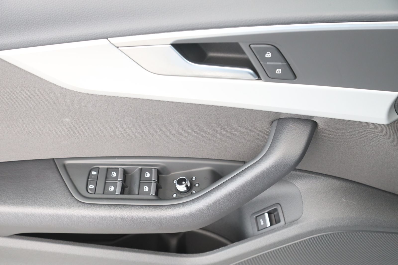 Audi A4 - Bild 17