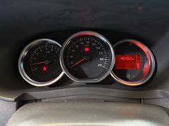 DACIA Lodgy Comfort/7 Sitzer/NAVI/CarPlay/AHK/46TKm