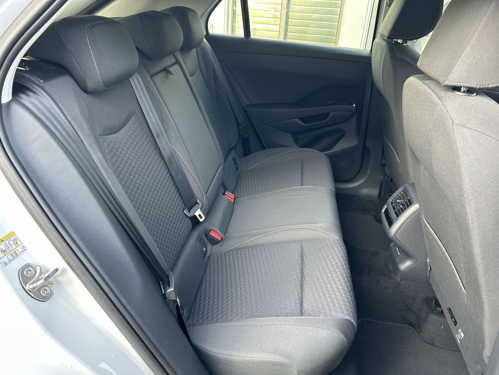 Volkswagen T-Roc - Bild 13