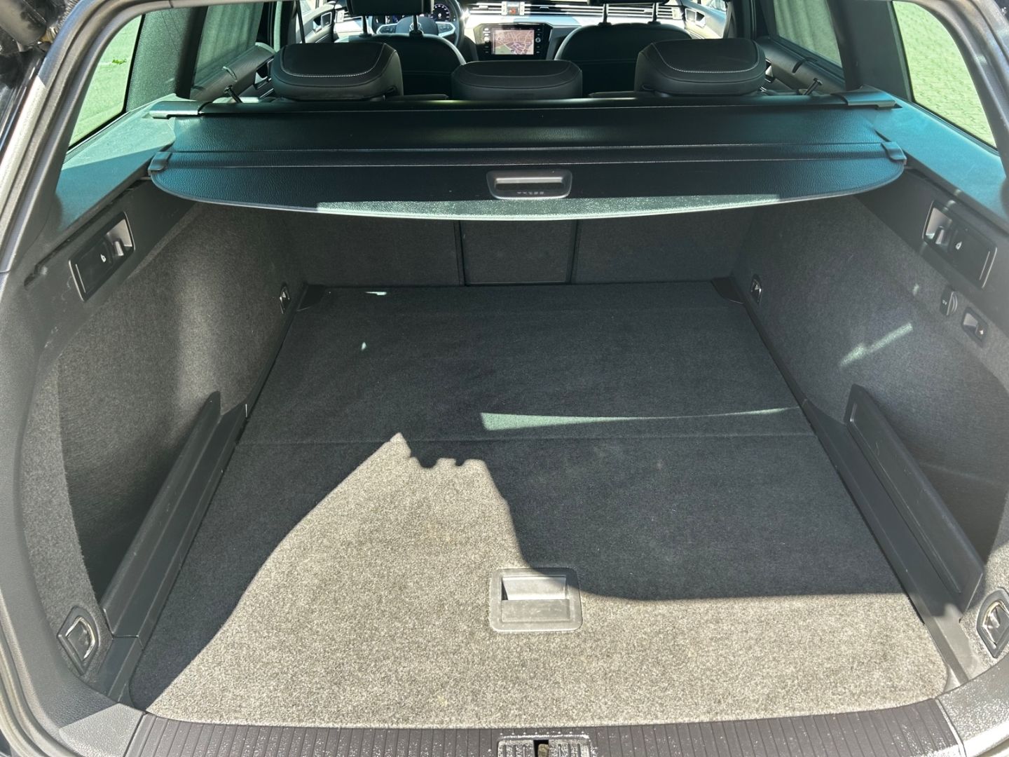 Passat Variant 2.0TDI DSG R-Line - AHK*H&K*Keyl!
