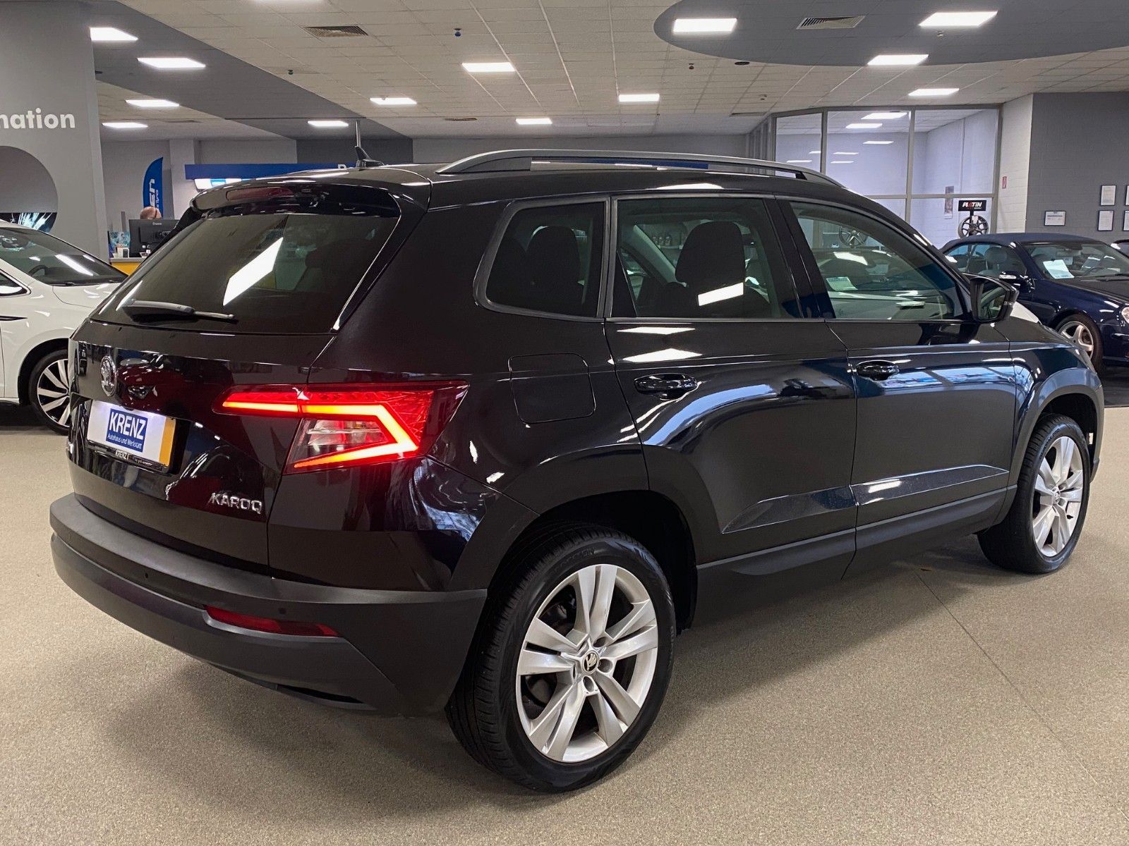 Fahrzeugabbildung SKODA Karoq 1.5 TSI ACT DSG Style+NAVI+ALLWETTER+KAMER