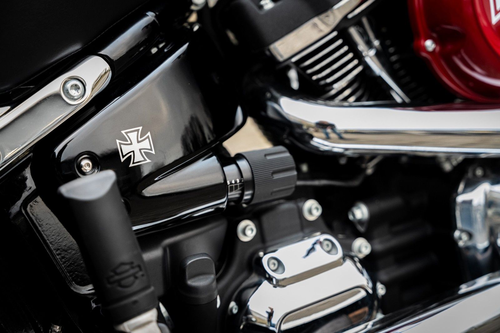 Fahrzeugabbildung Harley-Davidson SOFTAIL FLSB SPORT GLIDE 107- MILLER -