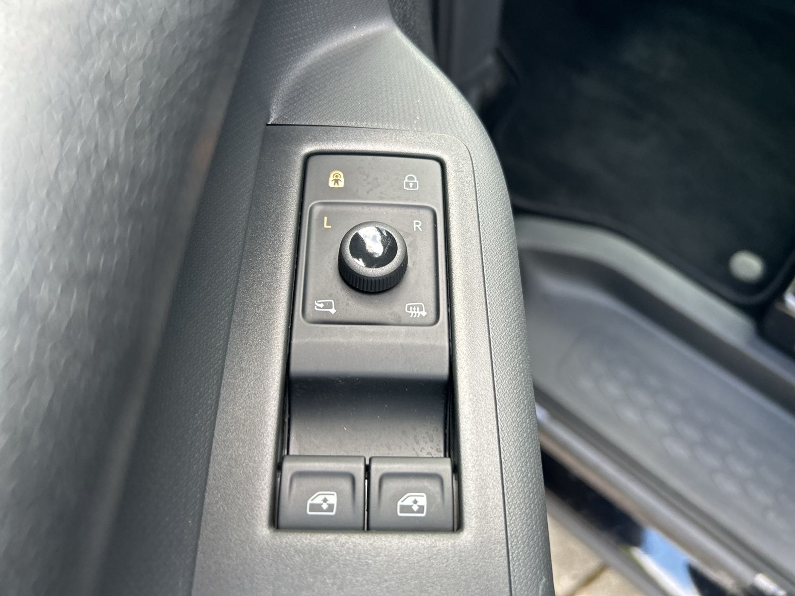 ID.Buzz GTX 4MOTION LR, lang, AHK, Infotainment,