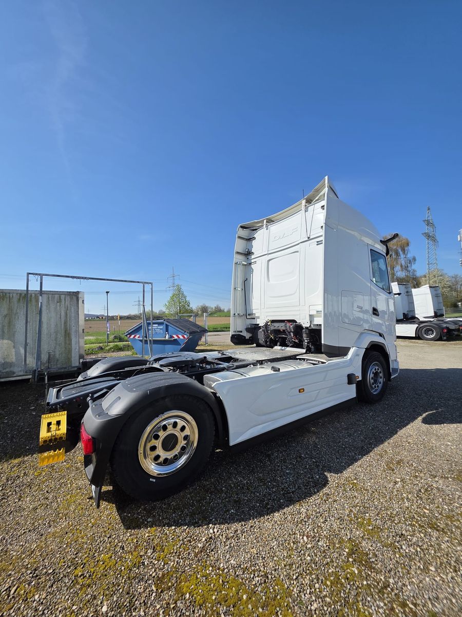 Fahrzeugabbildung DAF FT XG 480  4x Verfügbar