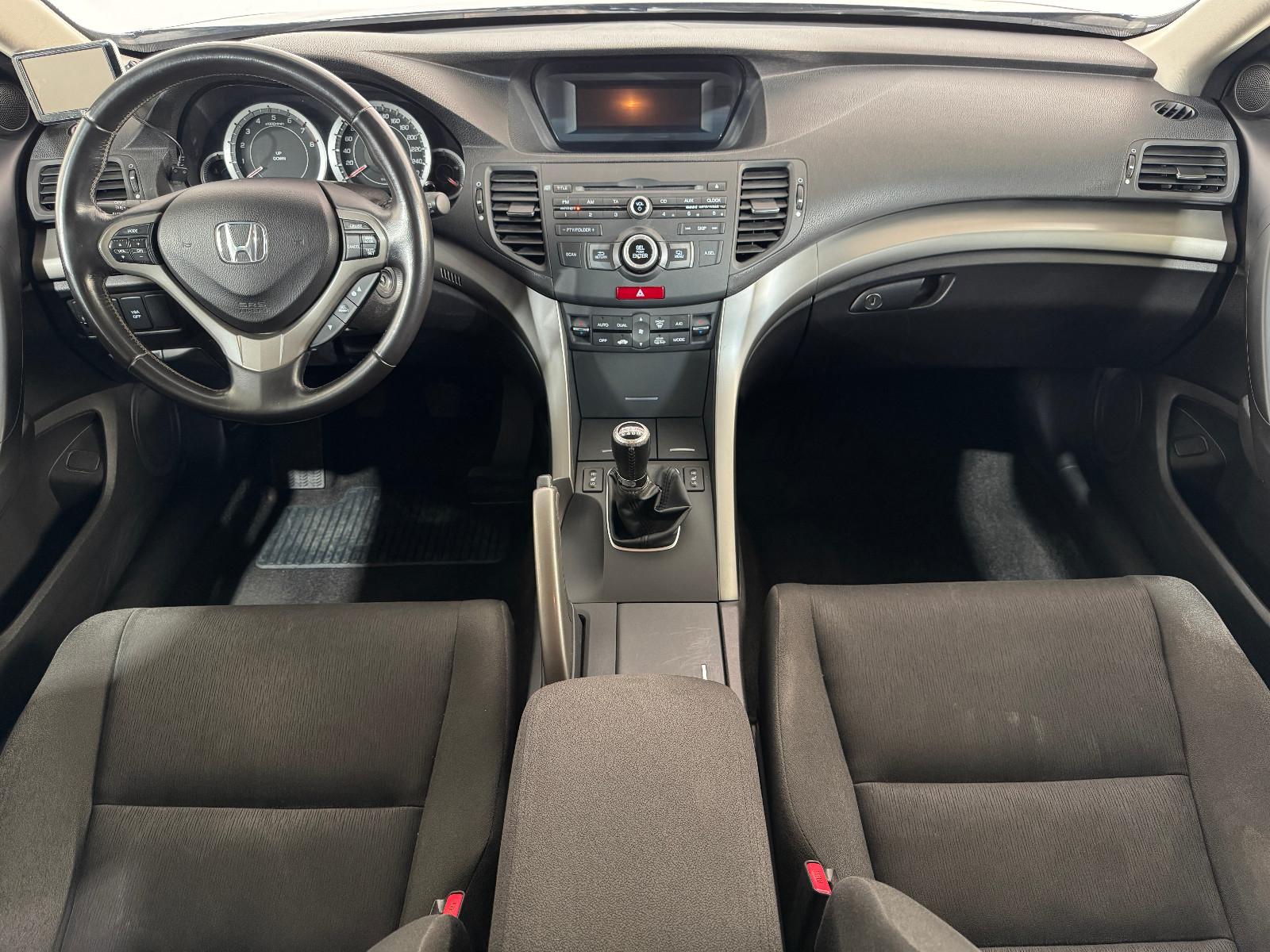 Honda Accord 2009 — photo 11