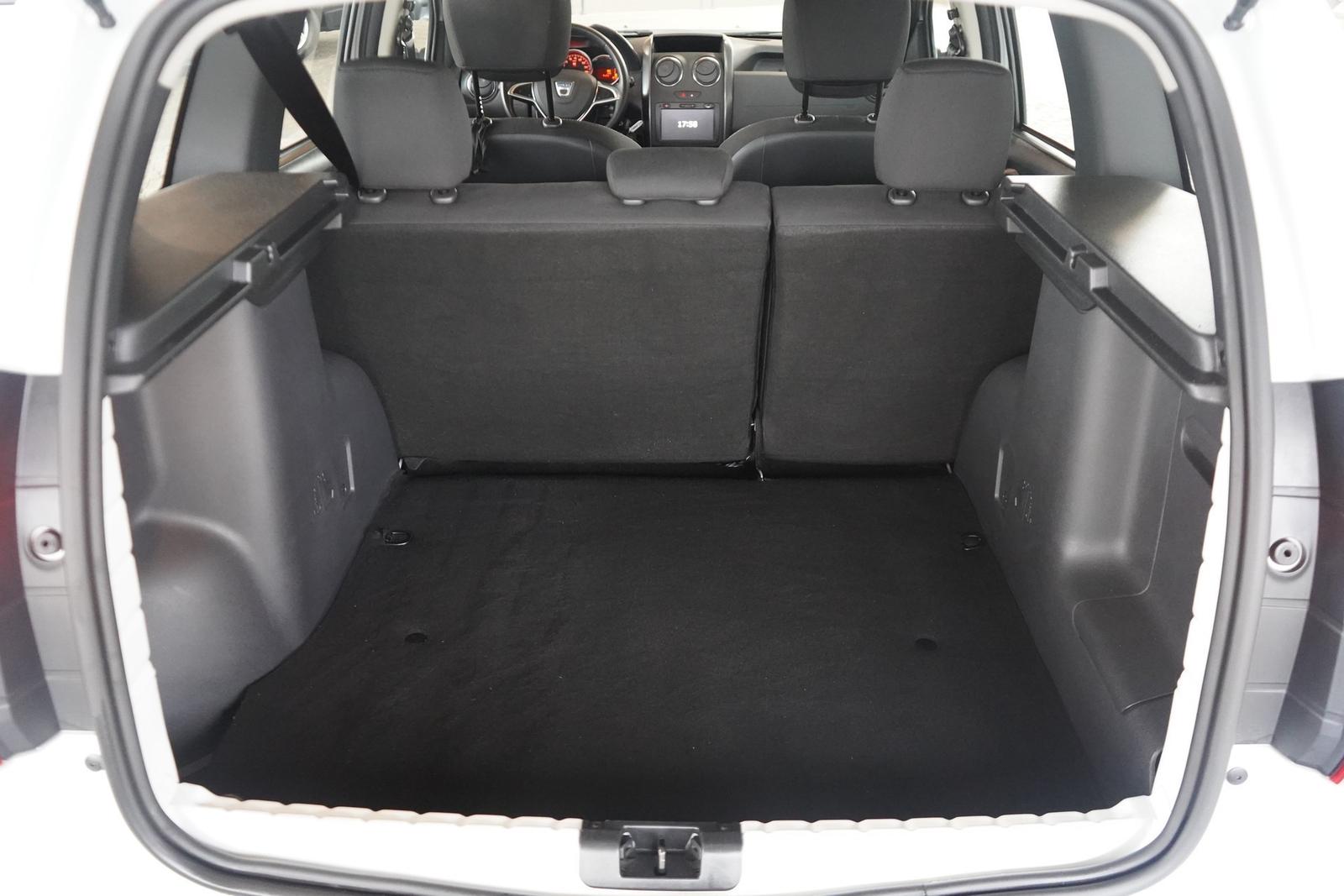Dacia Duster II 1.6 SCe Navi Tempomat Sitzheizung DAB