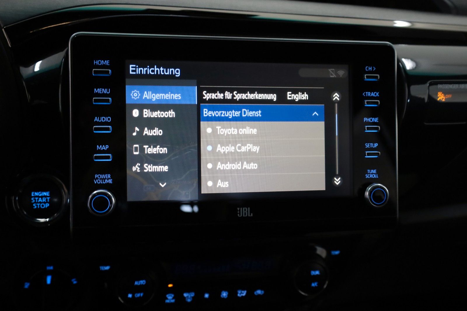 Fahrzeugabbildung Toyota Hilux Double Cab Invincible,ACC, Navi,Rollo, AHK