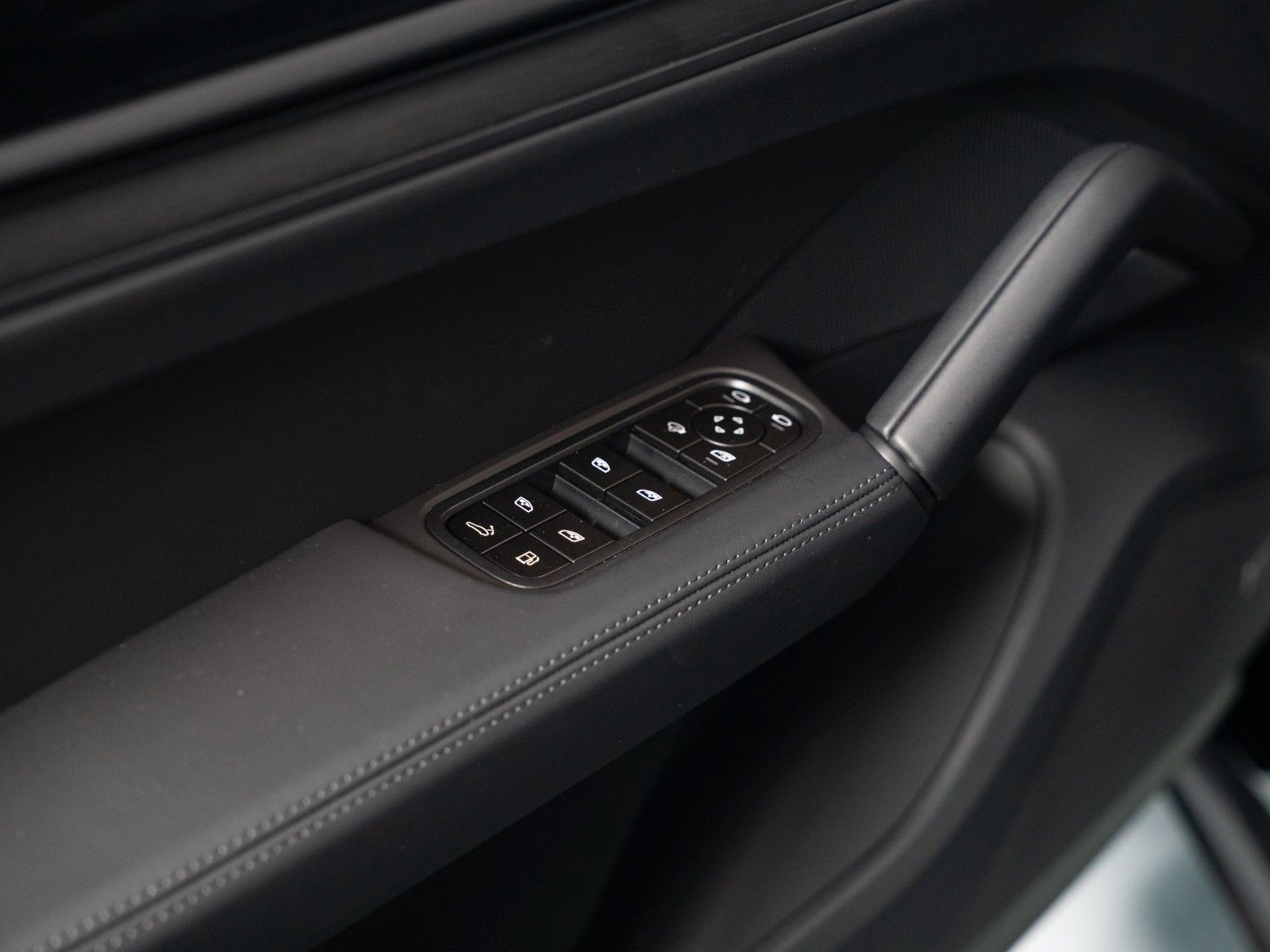 Porsche Cayenne - Bild 31