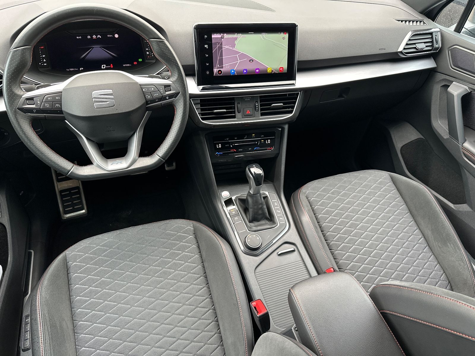 Fahrzeugabbildung SEAT Tarraco 2.0 TDI DSG FR NAV+LED+AHK+ACC+KAM