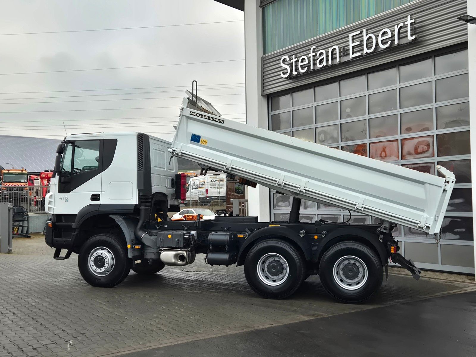Fahrzeugabbildung Iveco Trakker AT260T41W 6x6 Meiller AHK