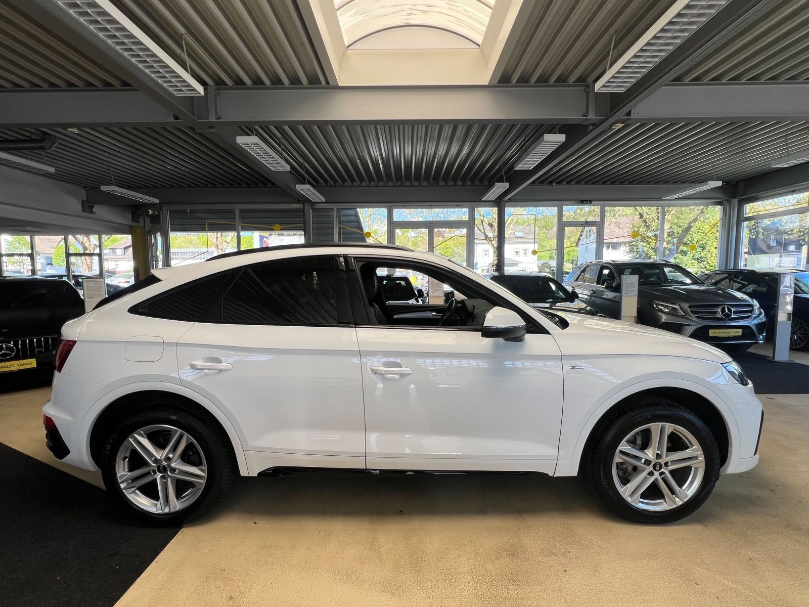 Fahrzeugabbildung Audi Q5 Sportback 40 TDI quattro S line *VIRTUAL*PANO