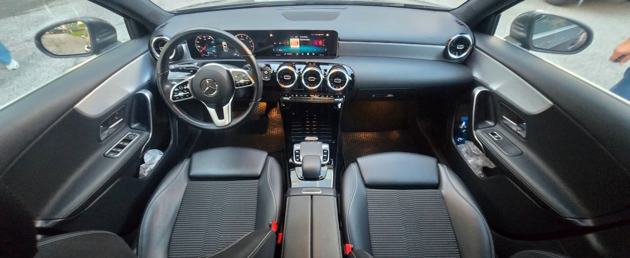 Mercedes-Benz Mercedes-benz A 200 Automatic Sport+Panorama imagem 3
