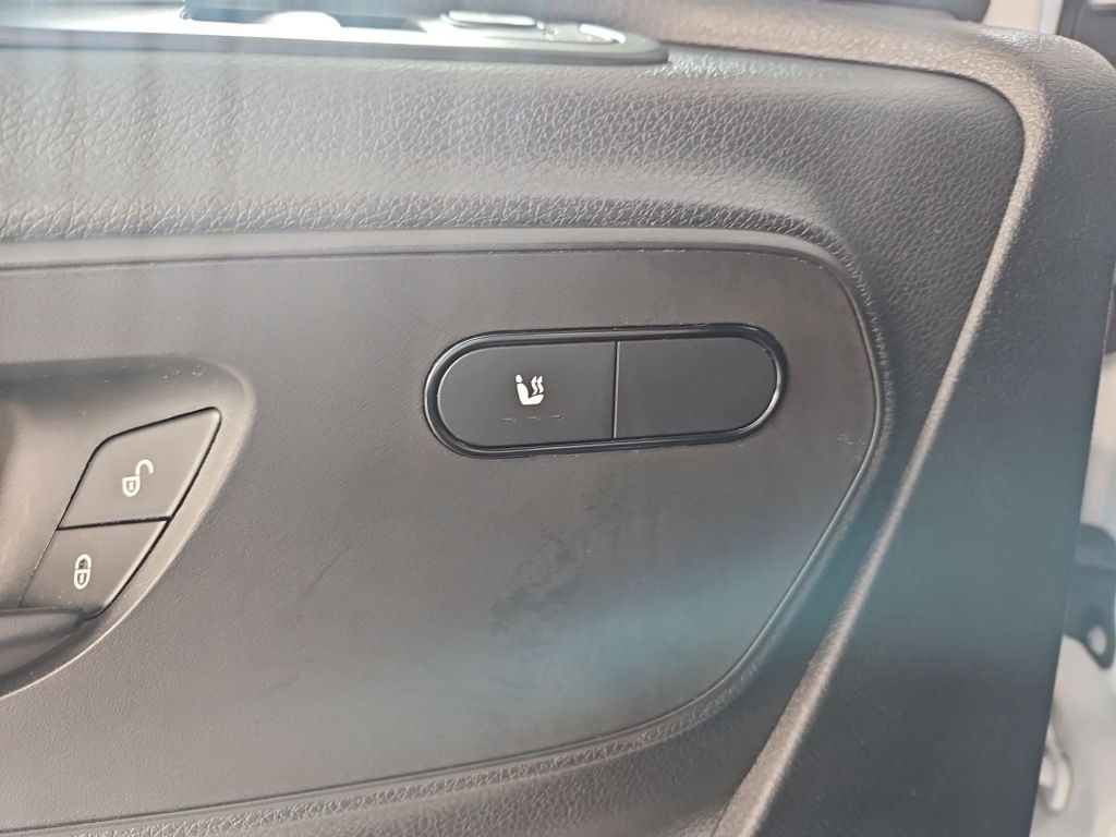 Fahrzeugabbildung Mercedes-Benz Sprinter 317 Kasten PRO L2H2 Schwingsitz Nav RFK