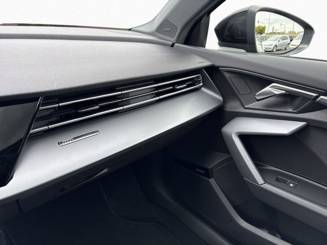 A3 Sportback 40 TFSI e S LINE MATRIX+PANO+HUD+KA